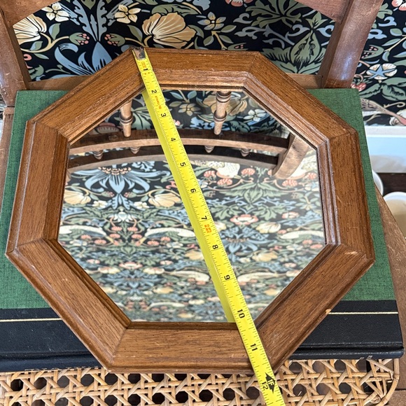 💕MCM Vintage Octagon Wood Mirror - Picture 5 of 9
